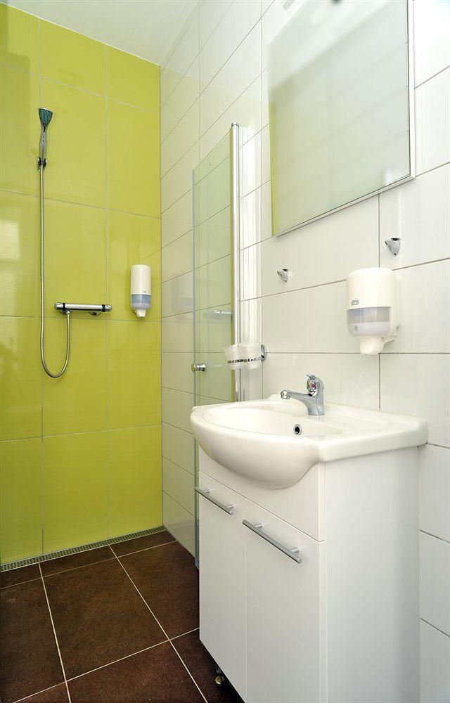Mirabeau Hotel 2*